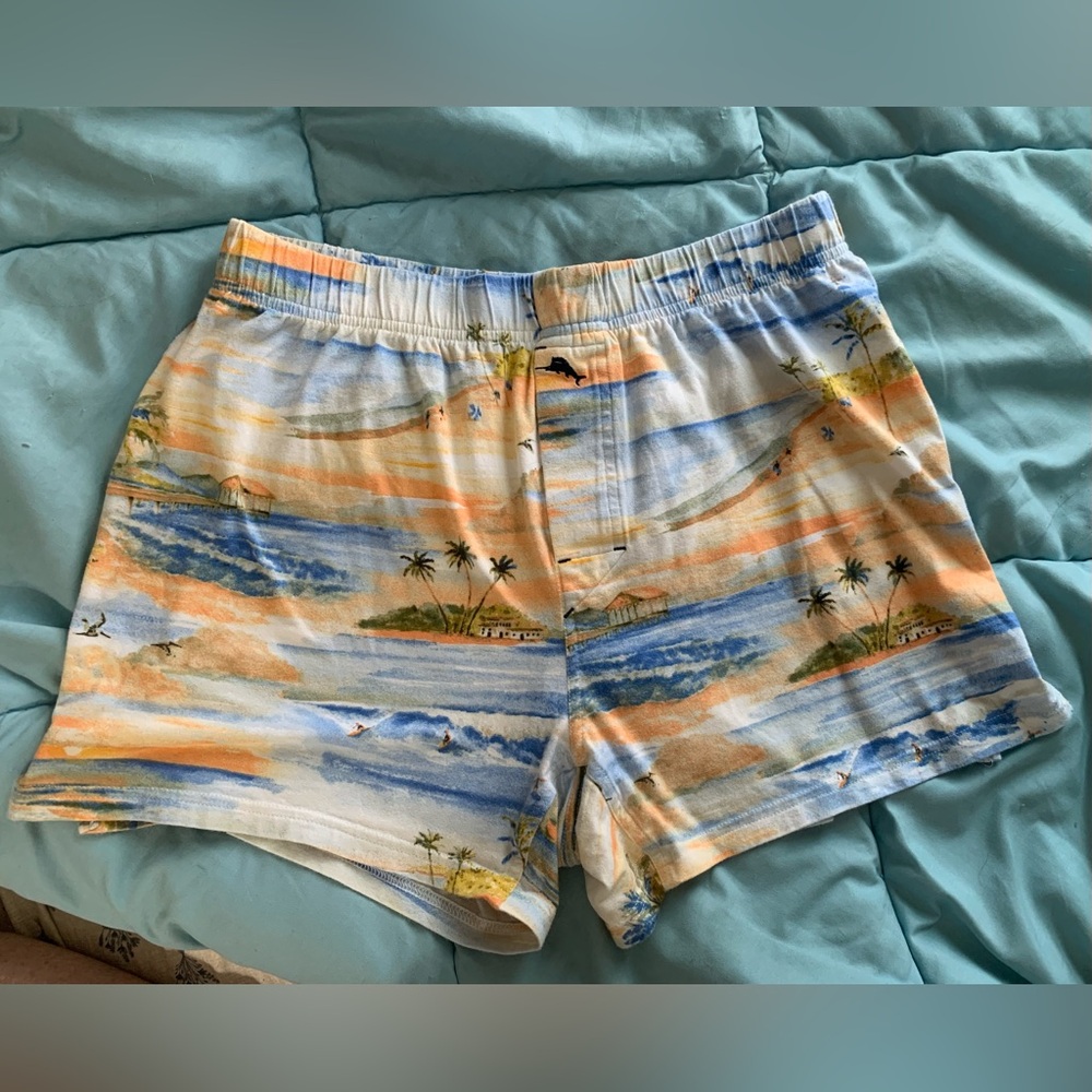 Tommy Bahama Blue and Peach Coastal Print women’s shorts